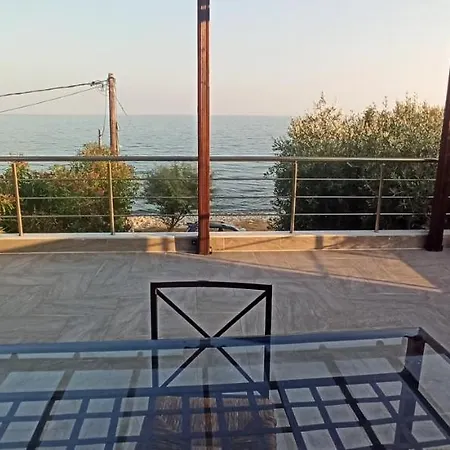 δίπλα στο κύμα -βeside The Wave Prázdninový dům Loutra Elevtheron