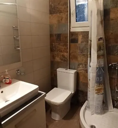 δίπλα στο κύμα -βeside The Wave