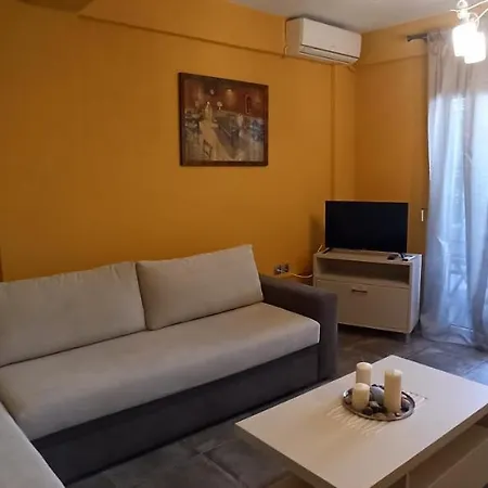 Holiday home δίπλα στο κύμα -βeside The Wave Loutra Elevtheron