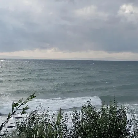 δίπλα στο κύμα -βeside The Wave Prázdninový dům *