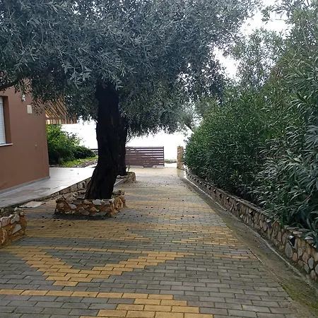 Holiday home δίπλα στο κύμα -βeside The Wave *